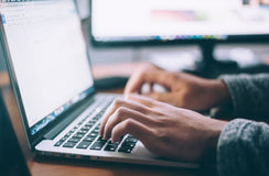 Apprendre l'Anglais en Ligne - Guide Complet 2026