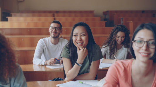 تعلم الانجليزيةدليلك الشامل من الصفر إلى الاحتراف