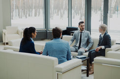 English for Managers: Leadership Language and Team Communication